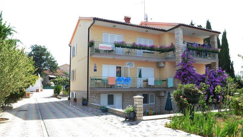 Villa Bencun Medulin Exterior photo